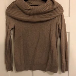 BANANA REPUBLIC SWEATER